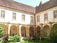 Paray-le-Monial - Basilique du Sacre-Coeur - Cloitre (2)